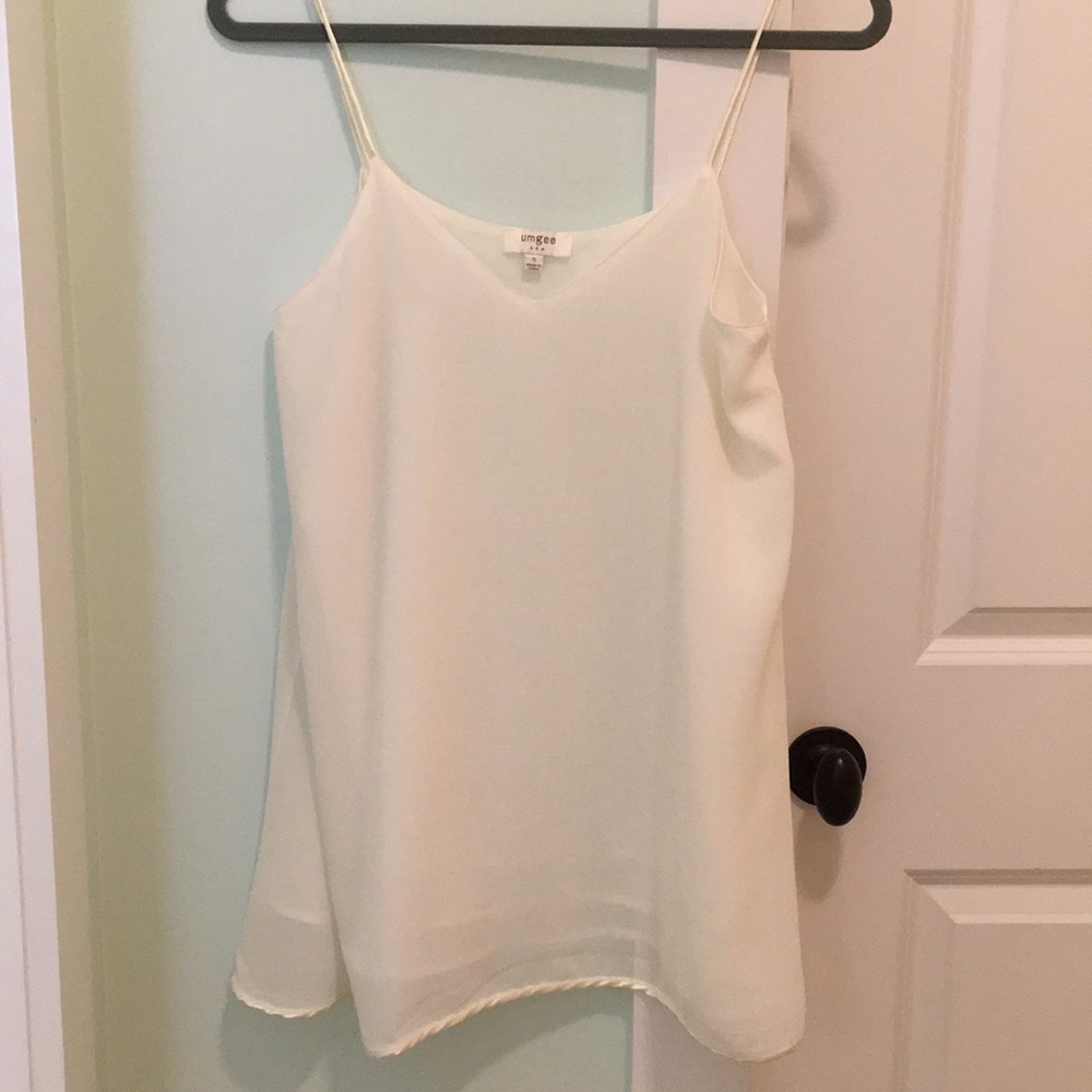 Silky tank